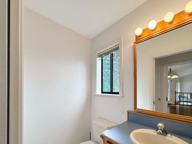 18566 Song Sparrow Ct, Penn Valley, CA 95946