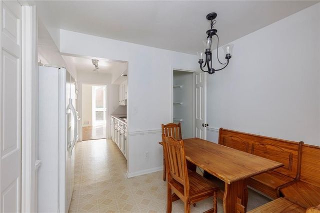 49 Willow NE, Atlanta, GA 30342