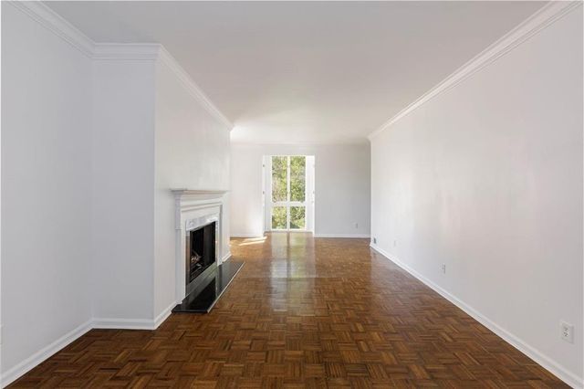 49 Willow NE, Atlanta, GA 30342