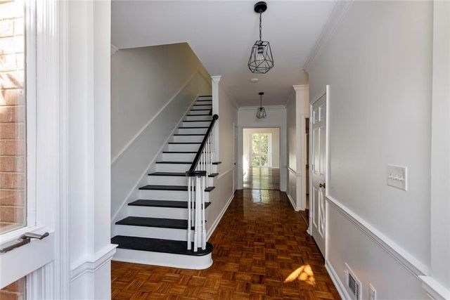 49 Willow NE, Atlanta, GA 30342