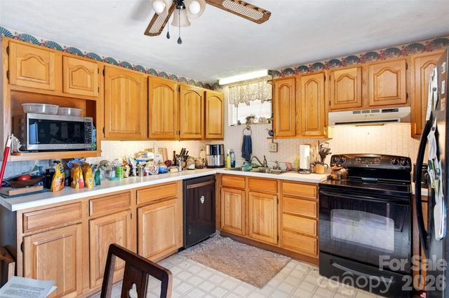 1306 Fork Mountain Road, Bakersville, NC 28705