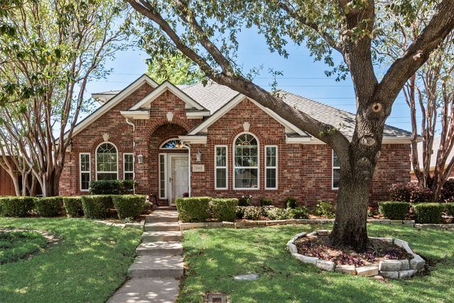 2112 Wallbrook Drive, Lewisville, TX 75067