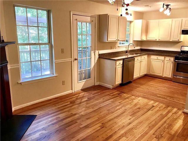 363 Chase Marion Way, Mcdonough, GA 30253