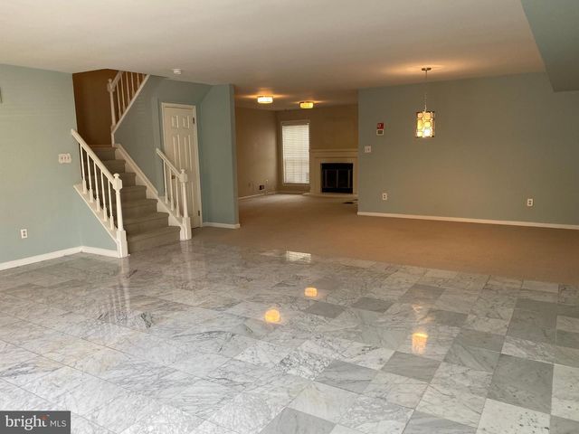 4 KENSINGTON CT, Princeton, NJ 08540