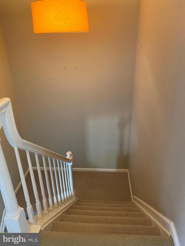 4 KENSINGTON CT, Princeton, NJ 08540