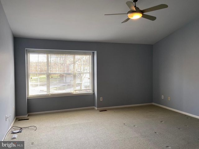 4 KENSINGTON CT, Princeton, NJ 08540