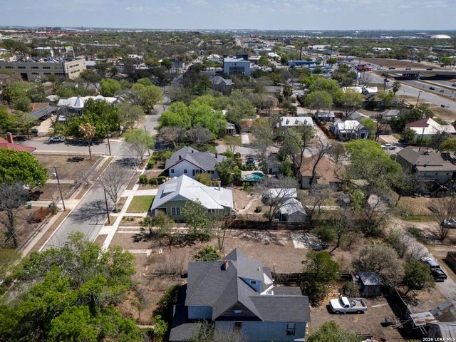 810 Mason, San Antonio, TX 78208
