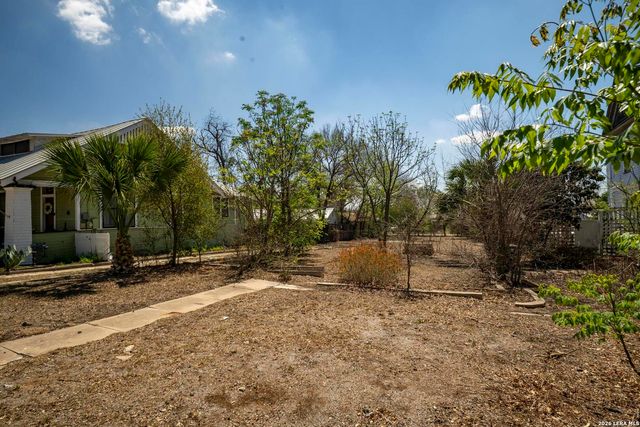 810 Mason, San Antonio, TX 78208