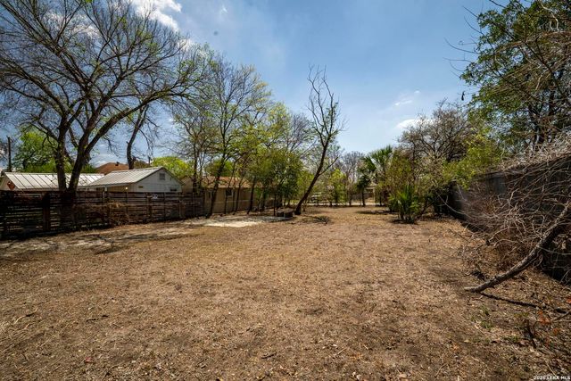 810 Mason, San Antonio, TX 78208