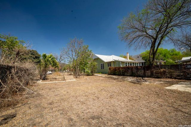 810 Mason, San Antonio, TX 78208