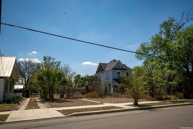 810 Mason, San Antonio, TX 78208