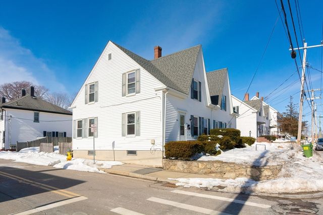 406-408 Court St, Plymouth, MA 02360