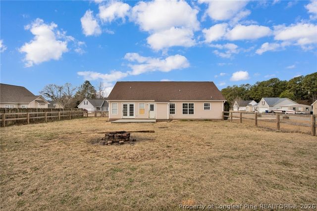 160 Moorea Drive, Raeford, NC 28376