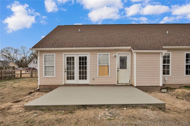 160 Moorea Drive, Raeford, NC 28376