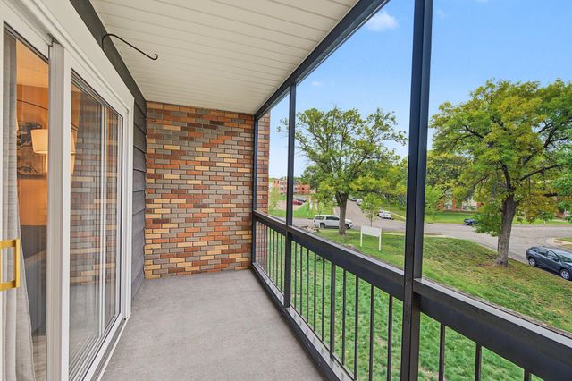 3200 Virginia Avenue S 215, Saint Louis Park, MN 55426