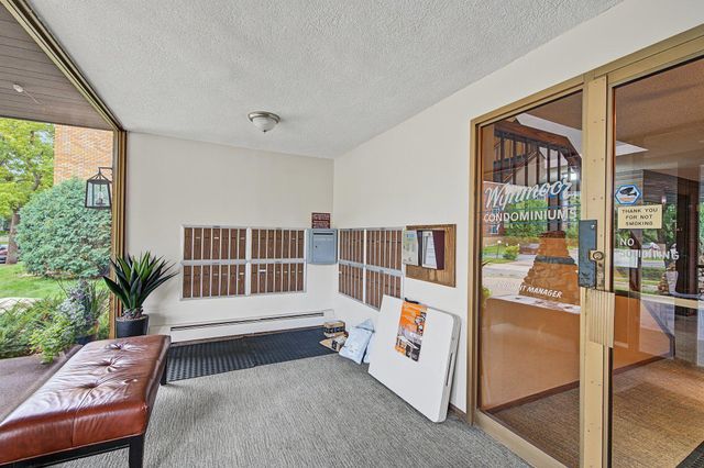 3200 Virginia Avenue S 215, Saint Louis Park, MN 55426