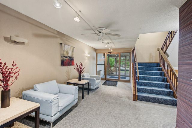 3200 Virginia Avenue S 215, Saint Louis Park, MN 55426