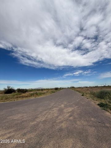 xxxx W Carefree Place 66, Unincorporated County, AZ 85139