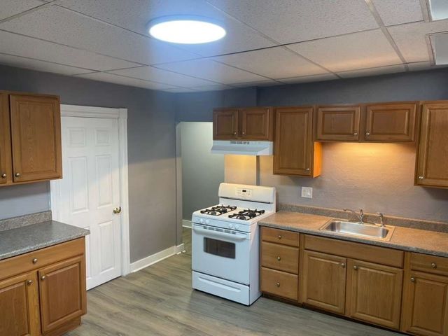 342 Broadway CR, North Attleboro, MA 02760