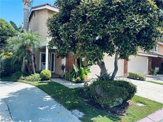 7885 Moonmist, Huntington Beach, CA 92648