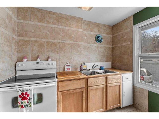 132 S Washington Street, Saint Croix Falls, WI 54024