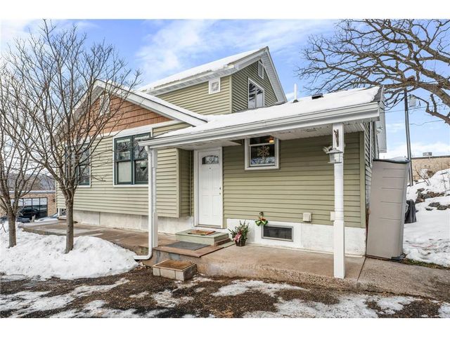 132 S Washington Street, Saint Croix Falls, WI 54024