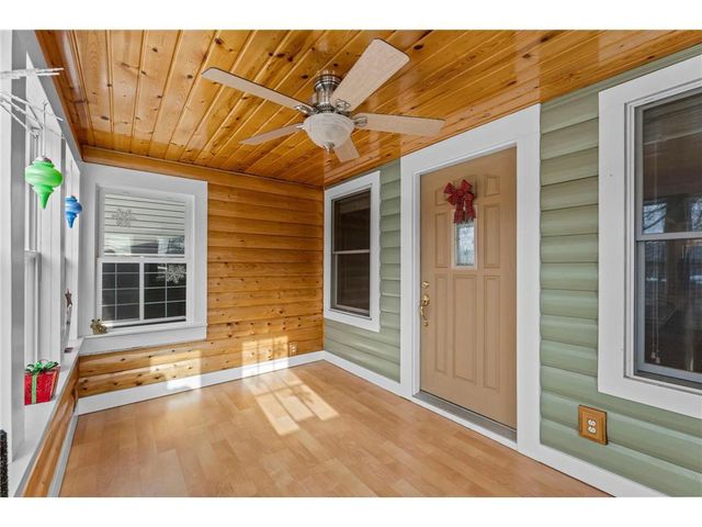 132 S Washington Street, Saint Croix Falls, WI 54024