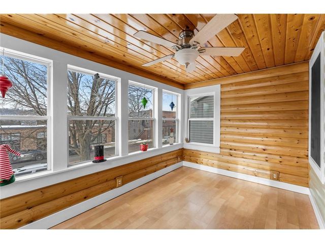 132 S Washington Street, Saint Croix Falls, WI 54024