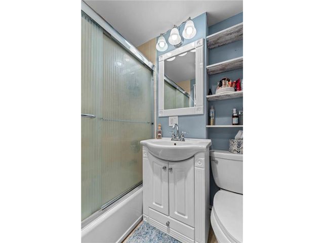 132 S Washington Street, Saint Croix Falls, WI 54024