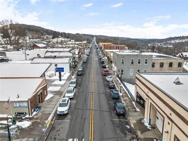 132 S Washington Street, Saint Croix Falls, WI 54024