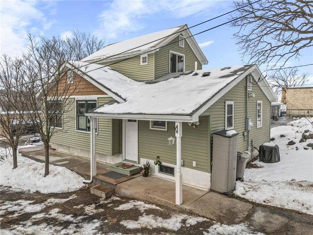 132 S Washington Street, Saint Croix Falls, WI 54024
