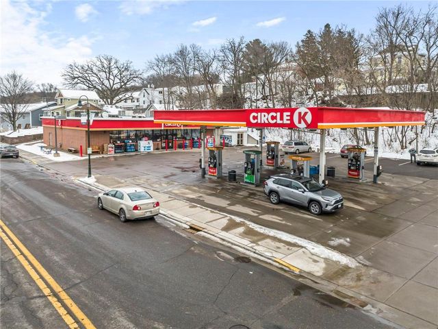 132 S Washington Street, Saint Croix Falls, WI 54024