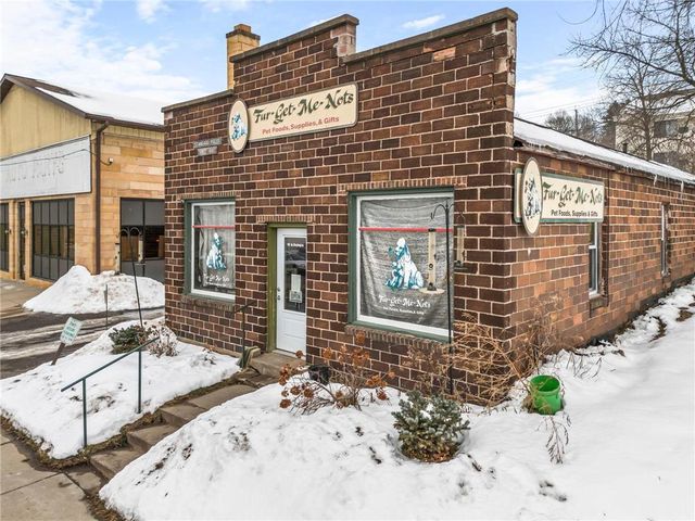 132 S Washington Street, Saint Croix Falls, WI 54024