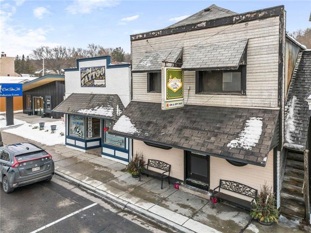 132 S Washington Street, Saint Croix Falls, WI 54024