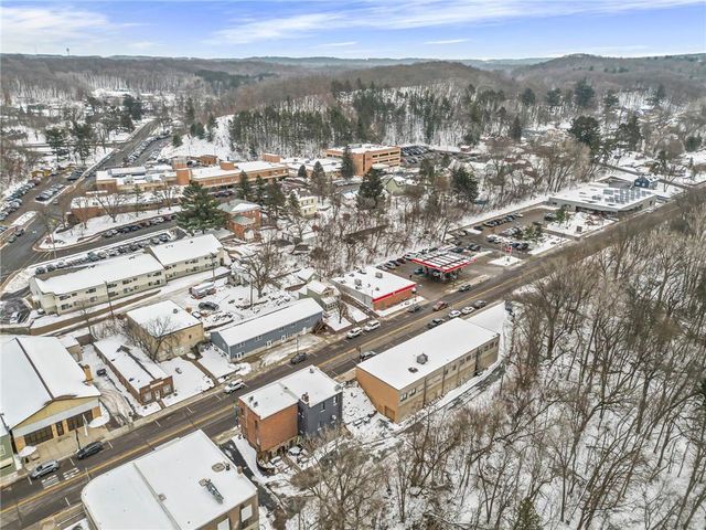 132 S Washington Street, Saint Croix Falls, WI 54024