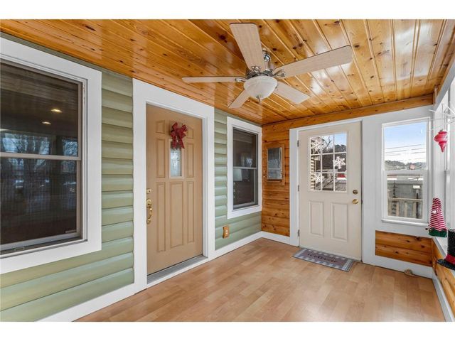 132 S Washington Street, Saint Croix Falls, WI 54024