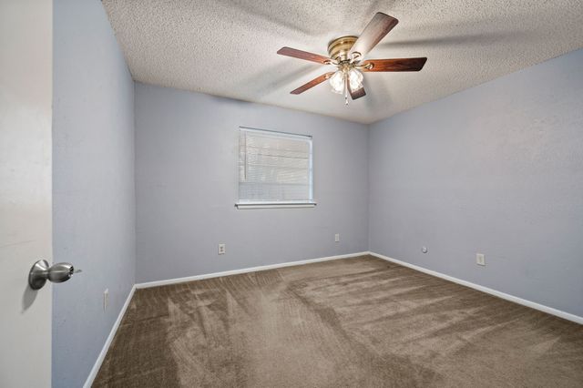 5812 Lance Court, Haltom City, TX 76148