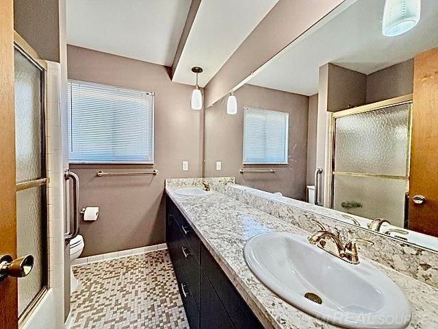 12354 Grindley Drive, Sterling Heights, MI 48312