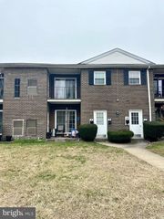 1294-D10 COOPER ST, Beverly, NJ 08010