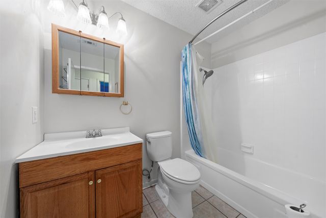 111 Thompson Circle, Lorena, TX 76655
