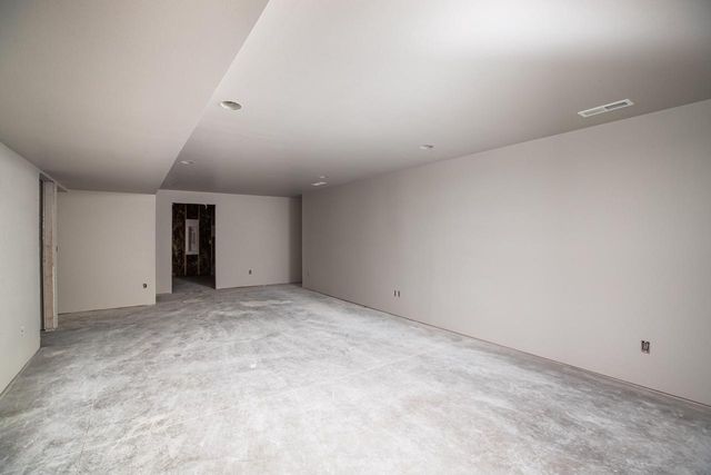 1838 Arches DRIVE, Holmen, WI 54636