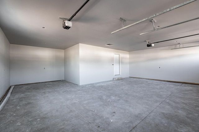 1838 Arches DRIVE, Holmen, WI 54636