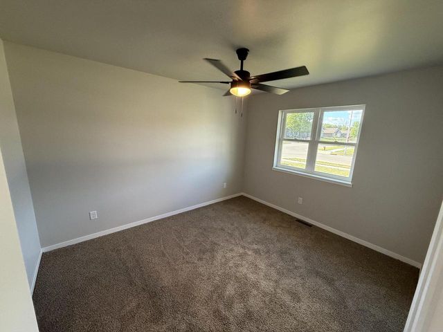 1838 Arches DRIVE, Holmen, WI 54636