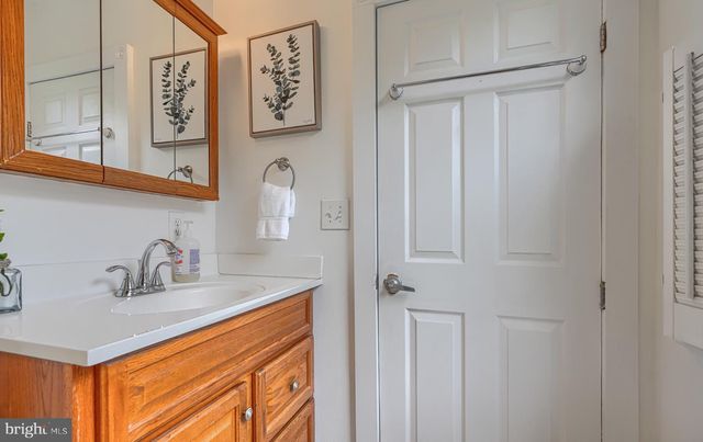 5525 MATTFELDT, Baltimore, MD 21209