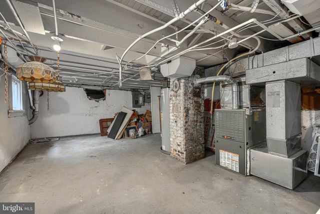 5525 MATTFELDT, Baltimore, MD 21209