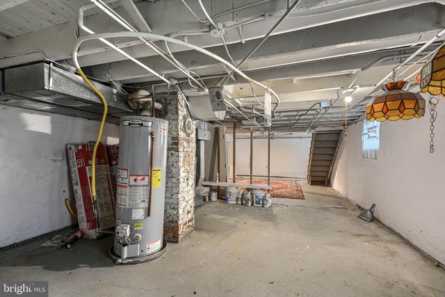 5525 MATTFELDT, Baltimore, MD 21209