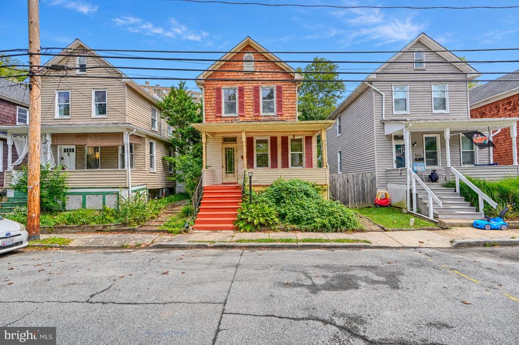 5525 MATTFELDT, Baltimore, MD 21209
