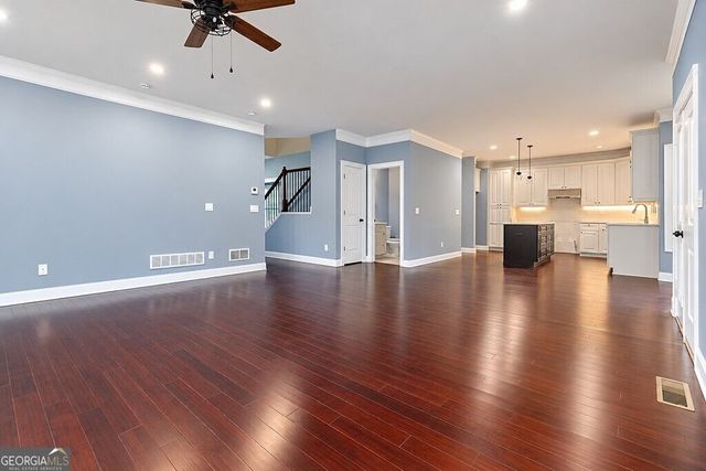 6 Creekside Bend, Hiram, GA 30141