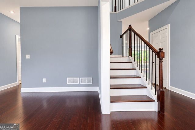 6 Creekside Bend, Hiram, GA 30141