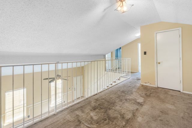 5808 Caprock Drive, Arlington, TX 76018